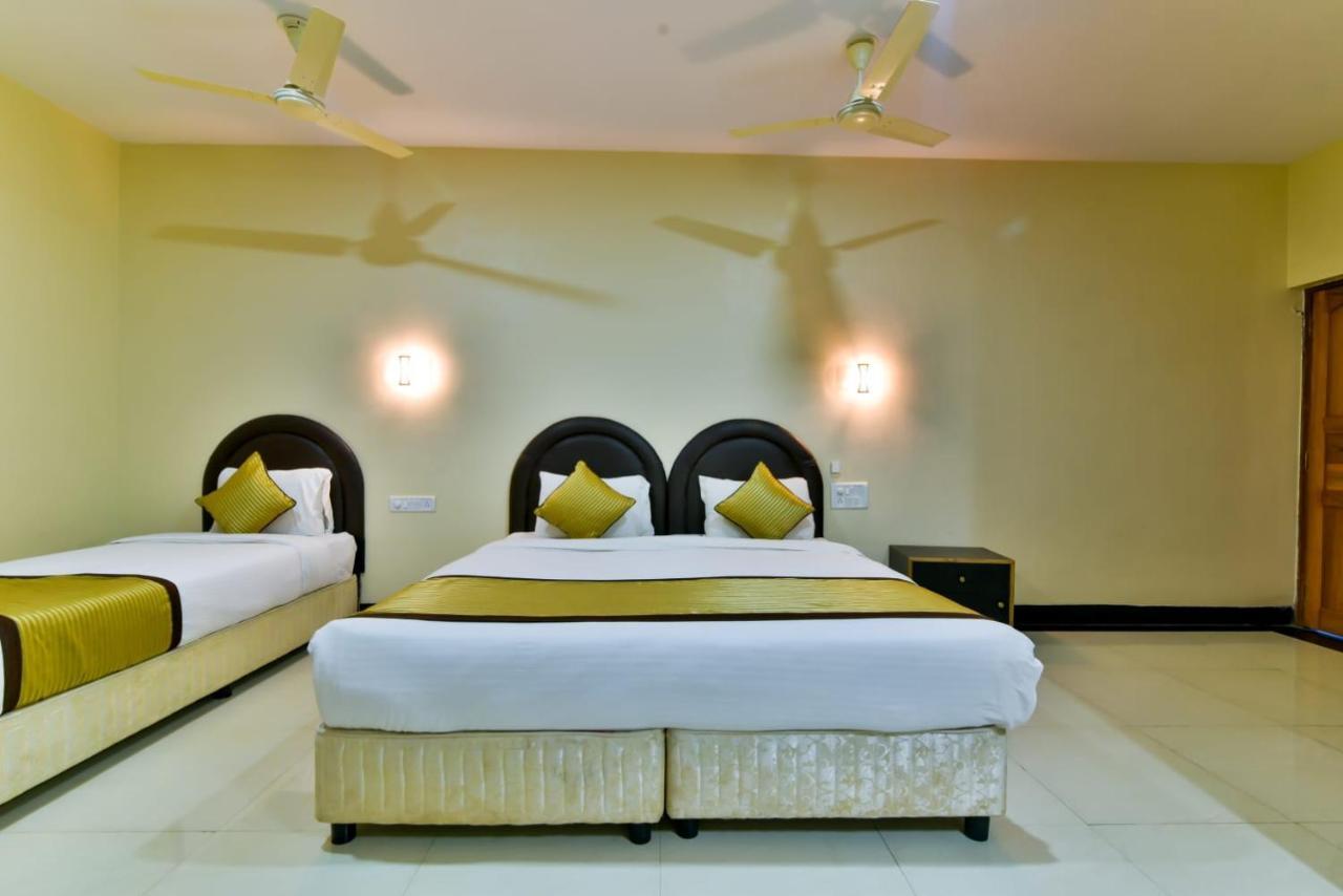 Baga Fantacia Beach Inn Calangute Exterior photo